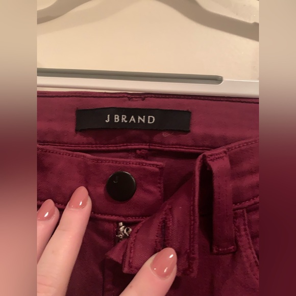 Worn once! J BRAND Photo Ready Deep Plum Skinny Jeans Raw Hem Perfect condition - Picture 6 of 15